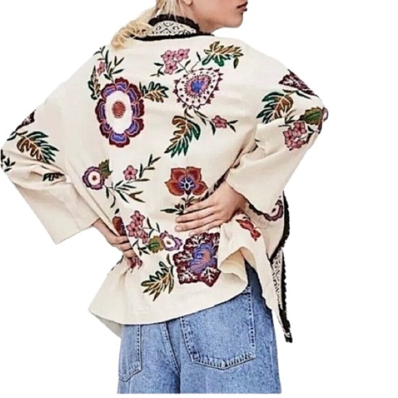 🔥 ZARA Stunning Floral Boho Embroidered Kimono Jacket Cotton Size S-M Blogger 💜 - Picture 1 of 9